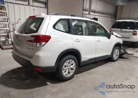 2021 Subaru Forester z USA, uszkodzony, nr VIN JF2SKADC5MH533290
